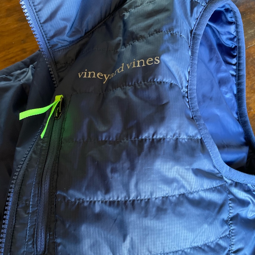 Boys large 16 vineyard vines vest